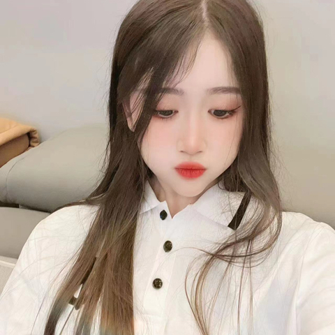 晶晶的✨✨海报
