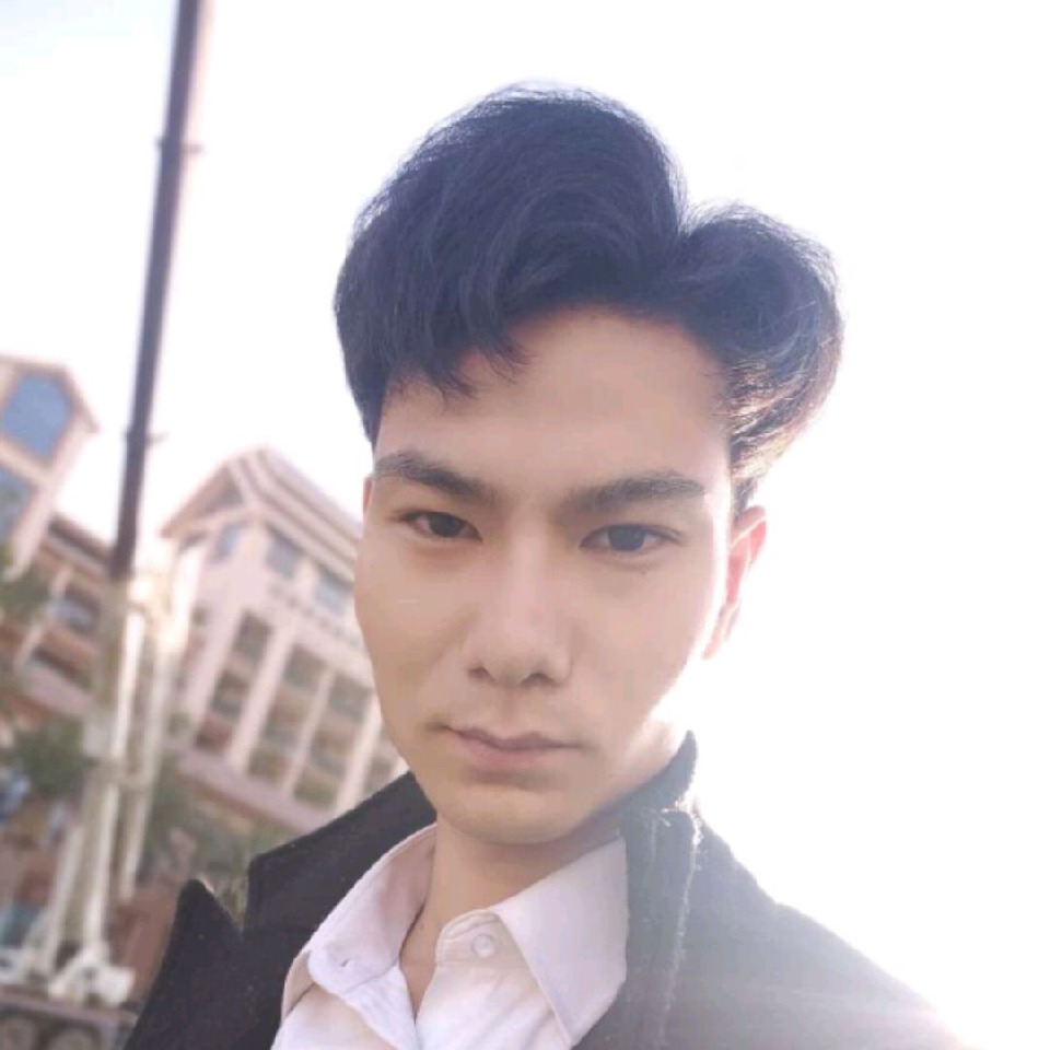 何家♡大少爷海报