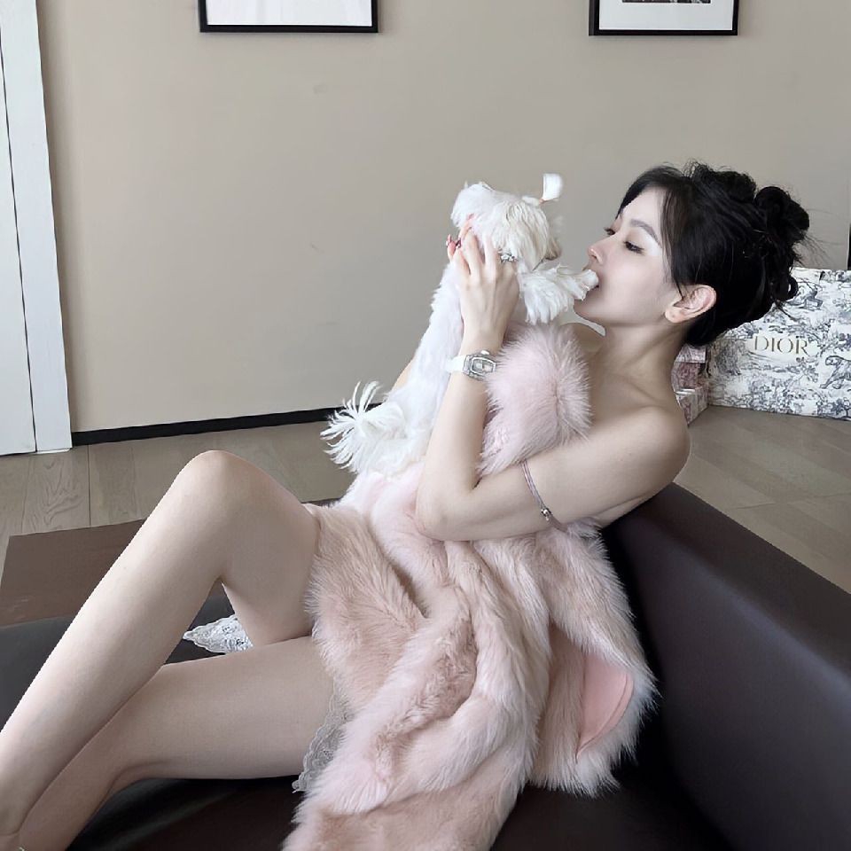 昕怡小公主✨海报