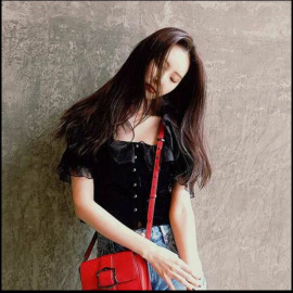 小小心❤️海报