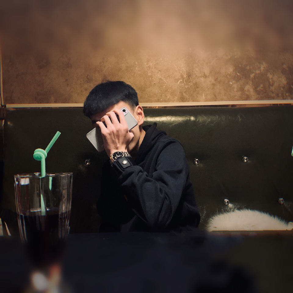 用户0000海报