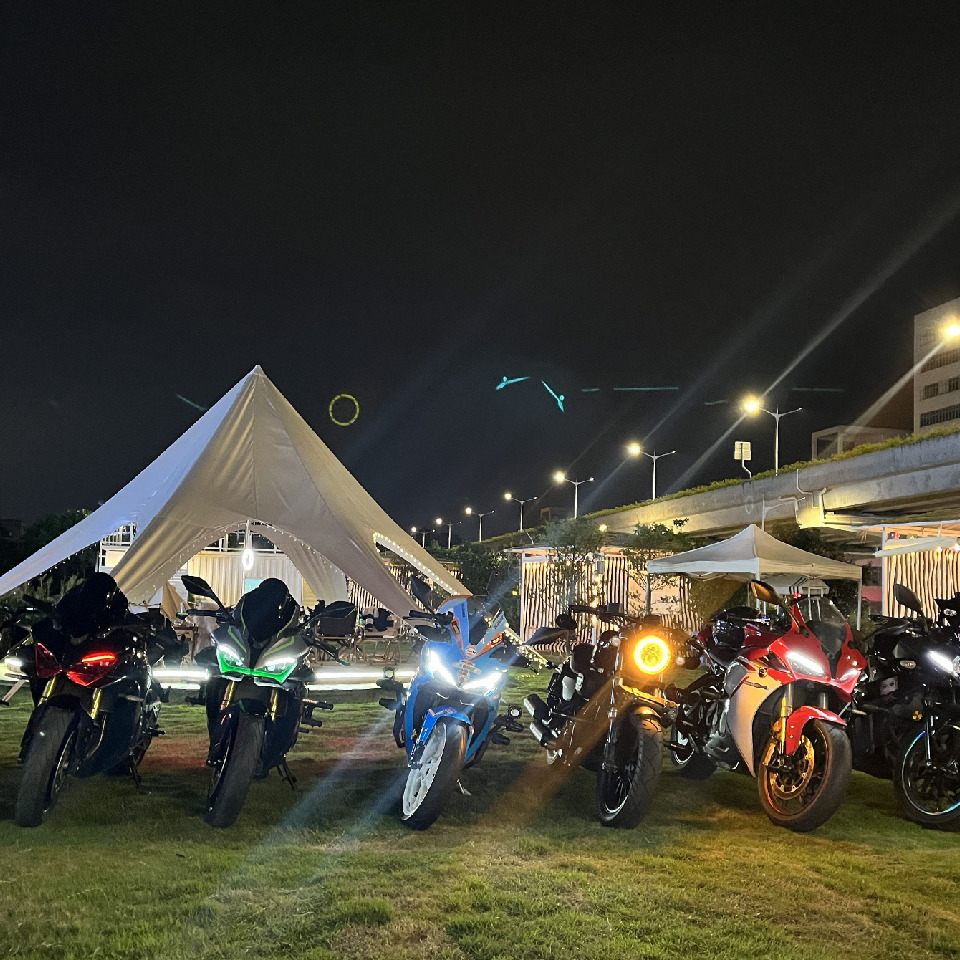 机车（骑士）🏍海报