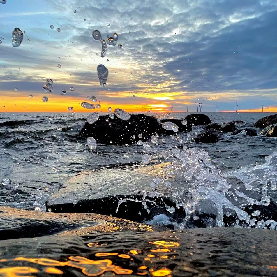 海边and日落海报