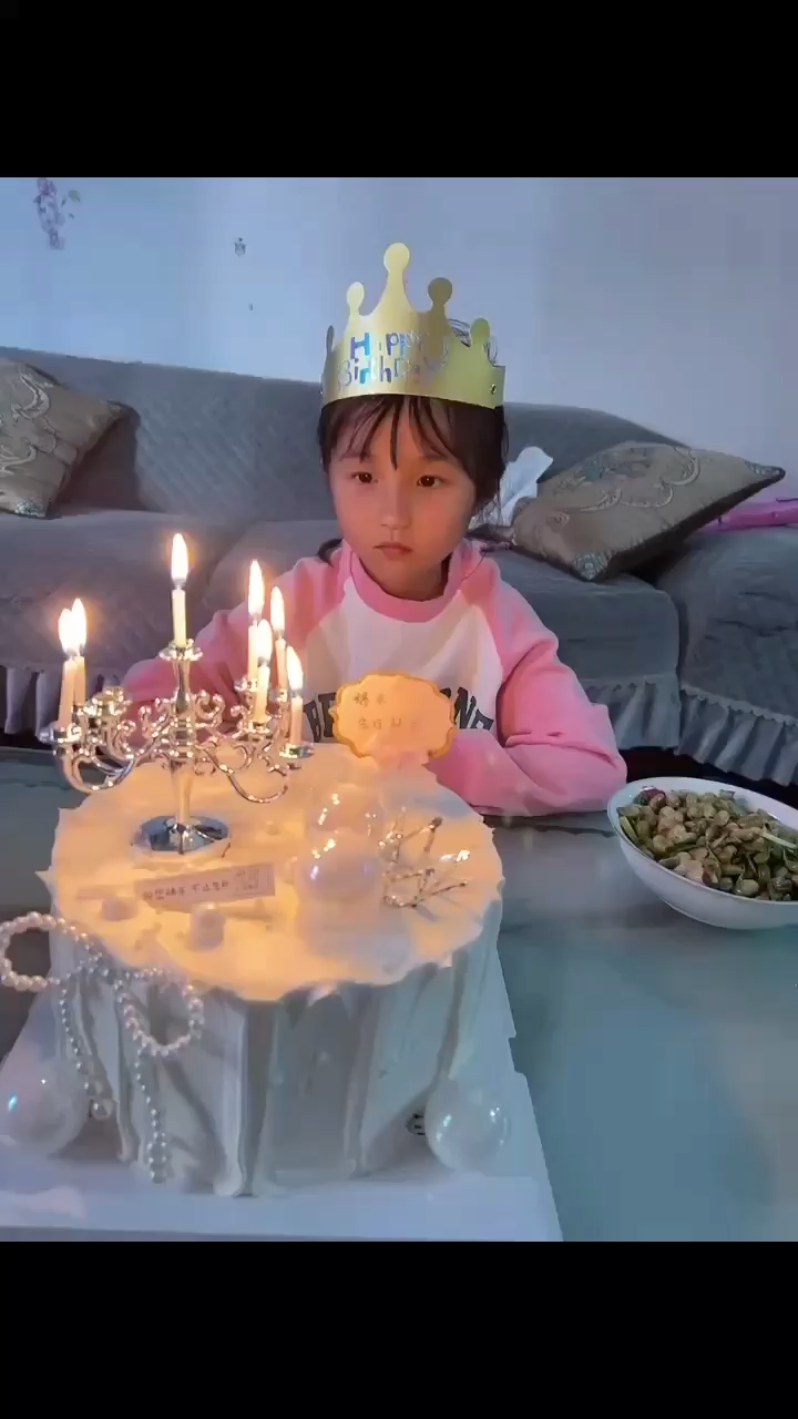 生日快乐🎂年年有今日.🕊