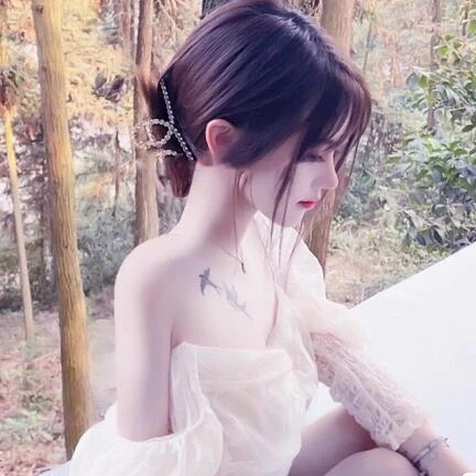 ◘白羊座小泽海报