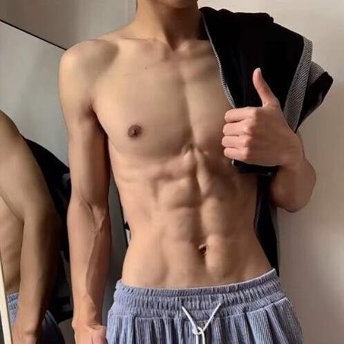 耀耀爱排球爱你哟宝宝海报