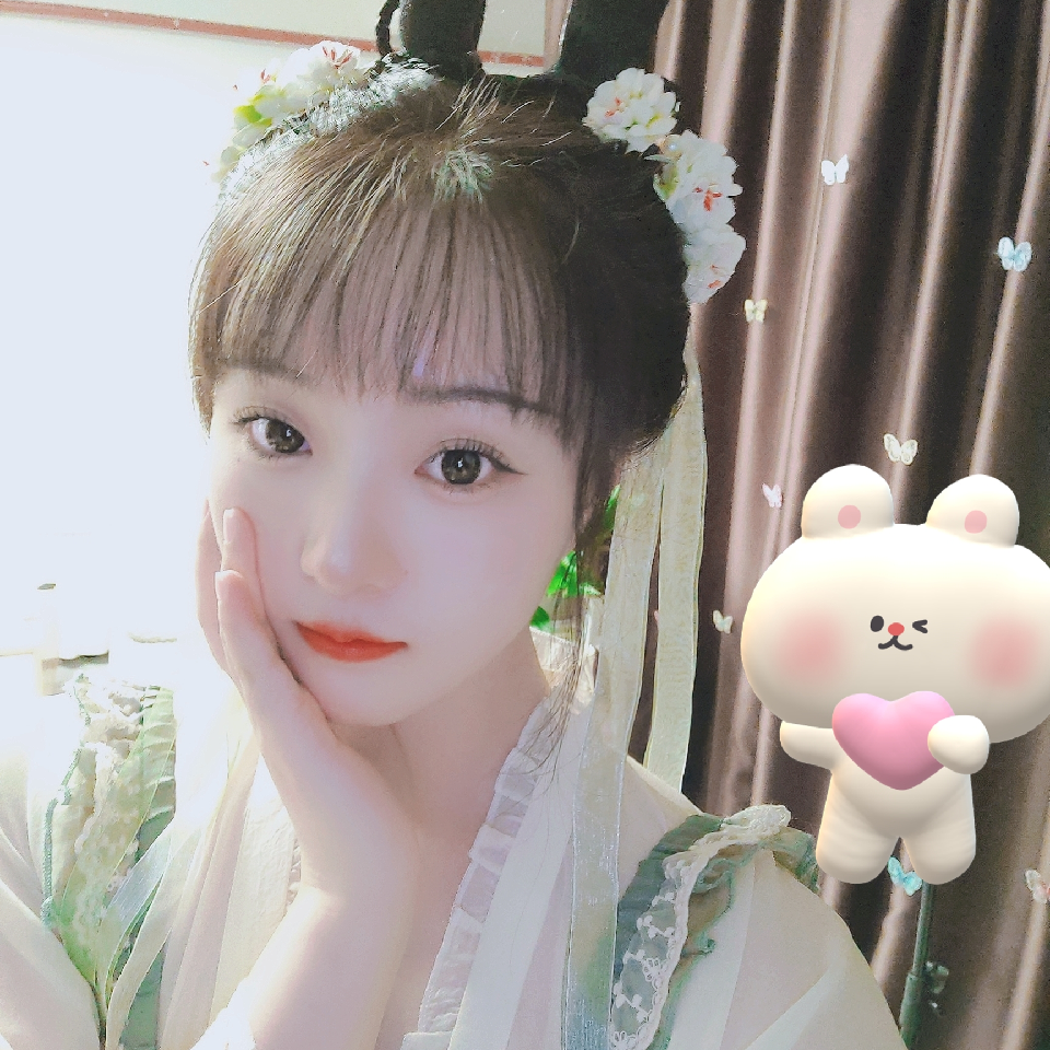 卡卡超可爱海报