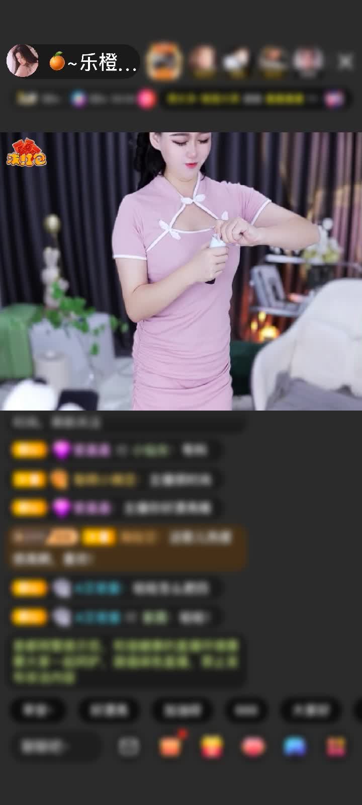 感谢冰冻寒冷赠送爱的罗曼史1个