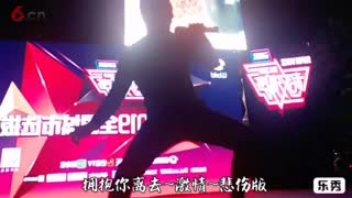 拥抱你离去激情悲伤版